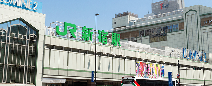 JR新宿駅南口